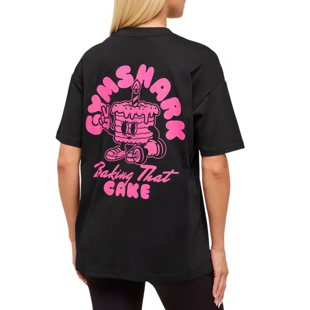 GYMSHARK Baking That Cake Graphic T