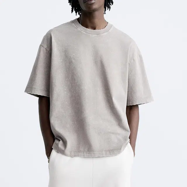 ZARA T