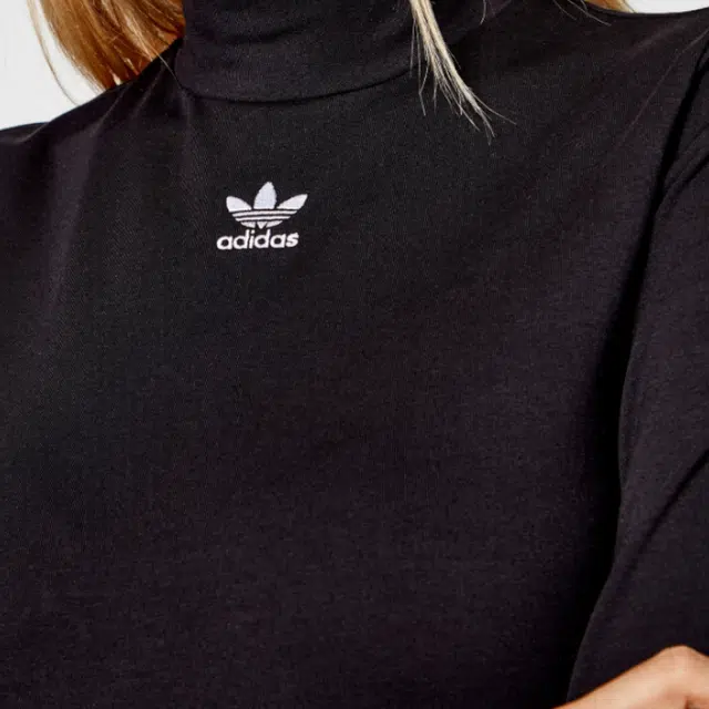 adidas originals Adicolor Essentials Long Sleeve Tee LogoT