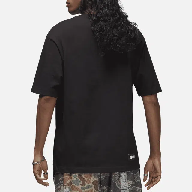 Jordan BrandUNDEFEATED T