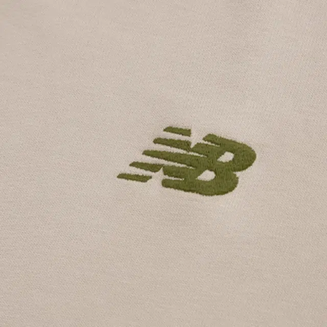New Balance logoT