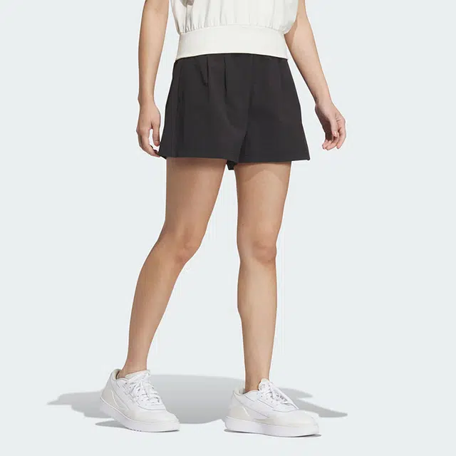 adidas SPORTSWEAR SHORTS