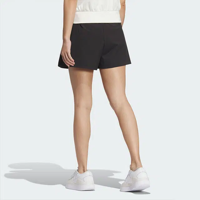 adidas SPORTSWEAR SHORTS