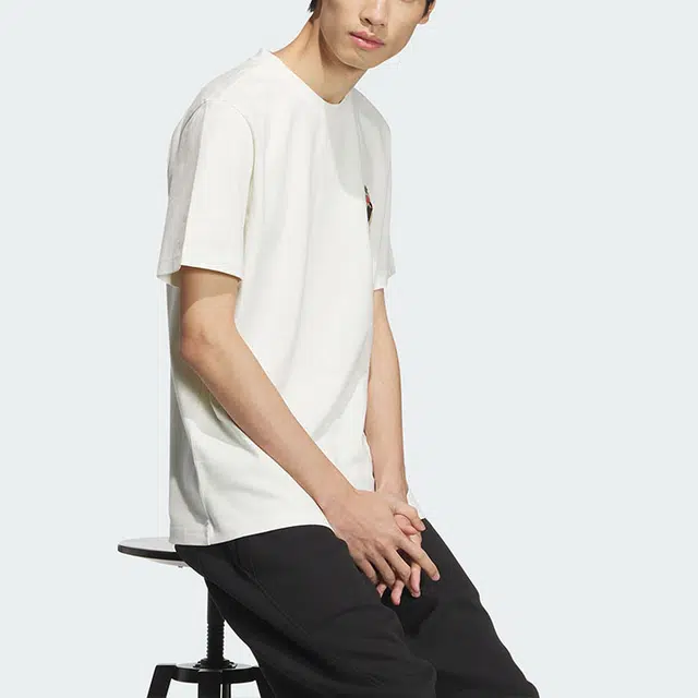 adidas T