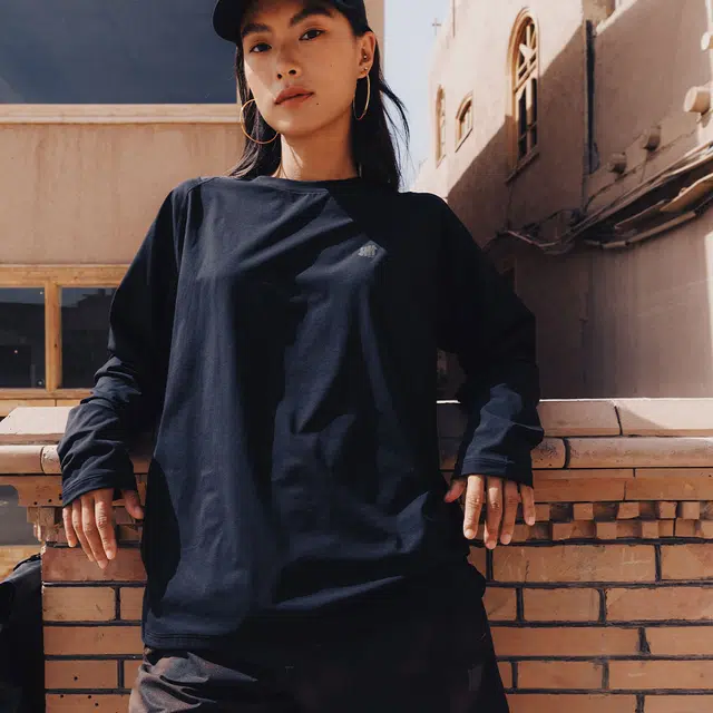 UNDEFEATED SPORT FW25 T