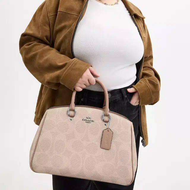 COACH Carryall 36 Savannah Tote