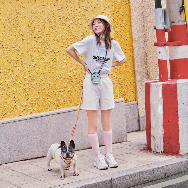 Skechers