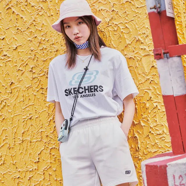 Skechers
