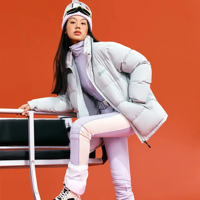 Skechers