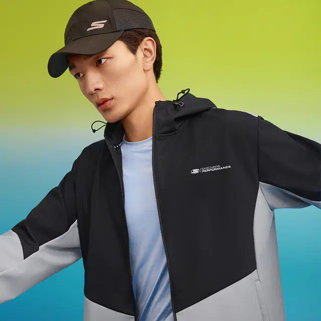 Skechers