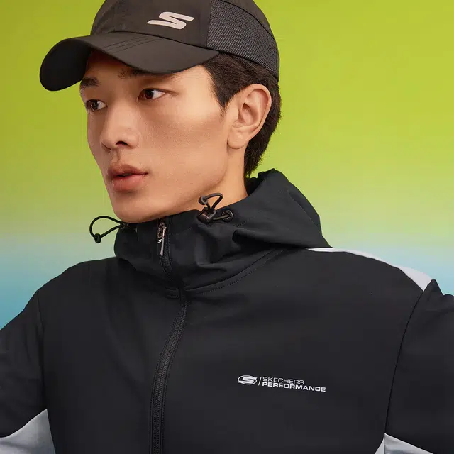 Skechers