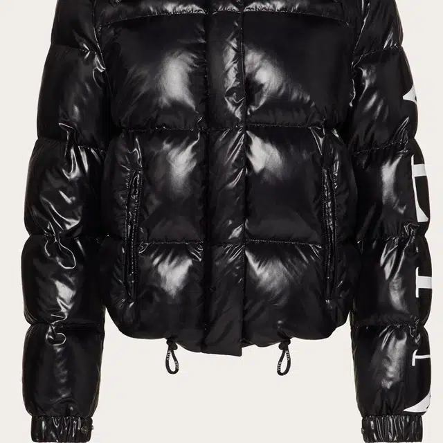 Valentino VLTN Lakk