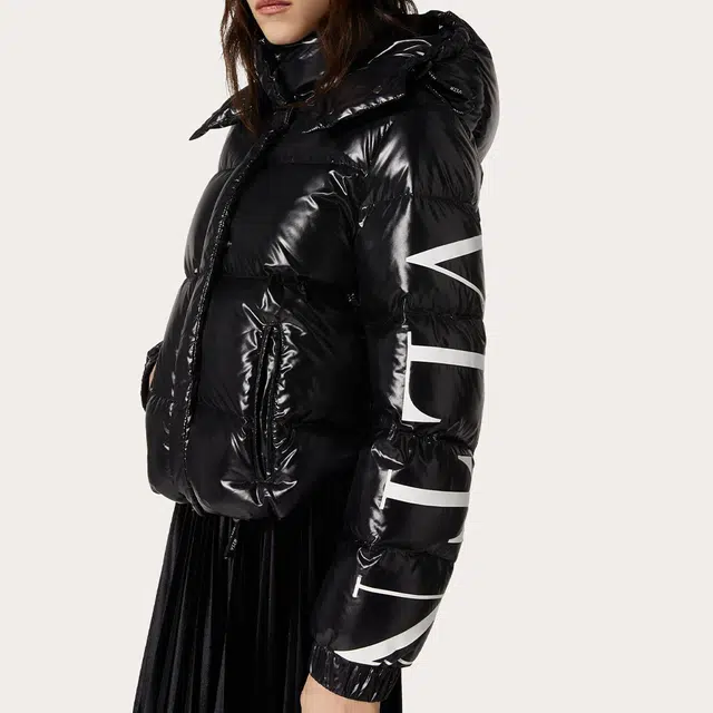 Valentino VLTN Lakk