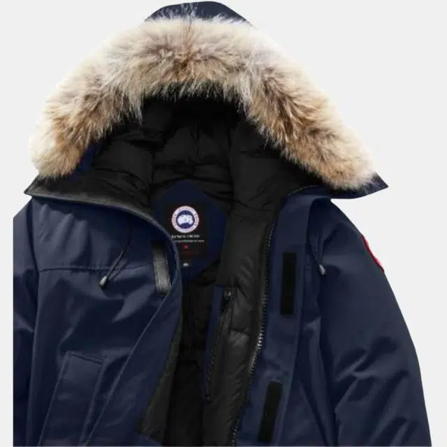 Canada Goose FW22 Langford Fusion Fit logo