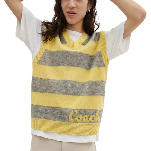 COACH V