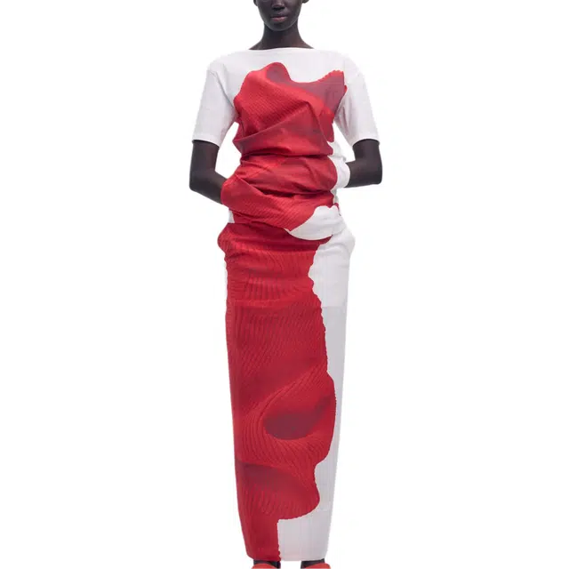 ISSEY MIYAKE T