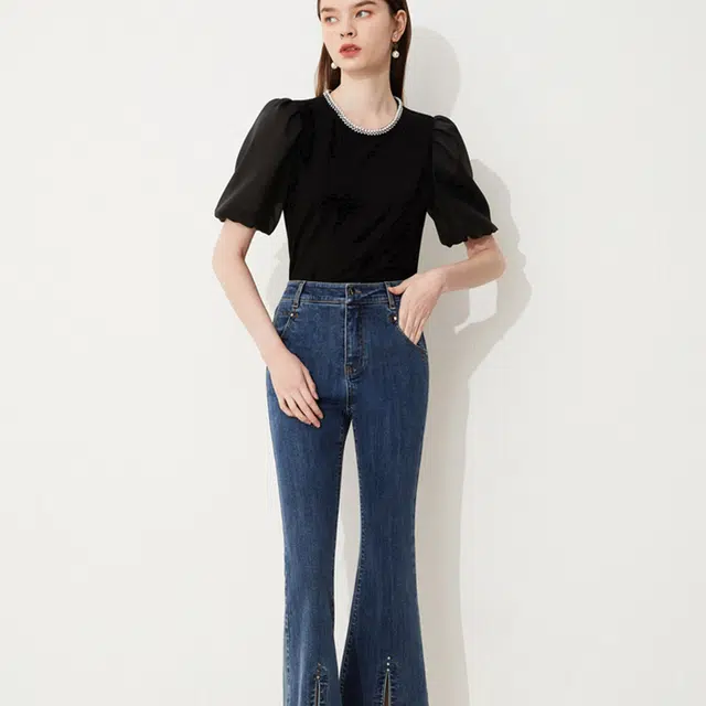 Caroline SS23 T