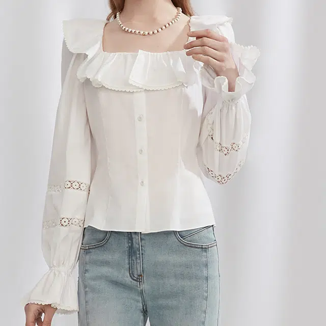 Caroline SS24