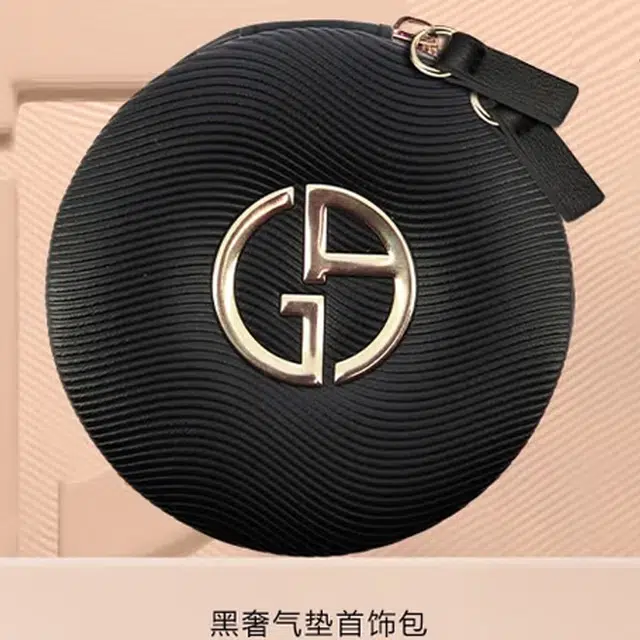 阿玛尼 黑奢气垫首饰盒黑奢气垫 首饰盒