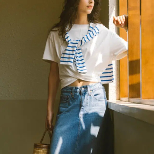 levis SS24 logo T