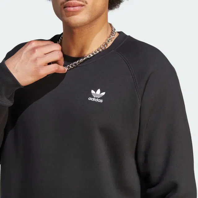 adidas originals Trefoil Essentials Crewneck Logo
