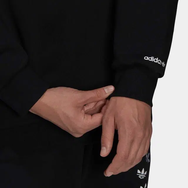 adidas originals Logo