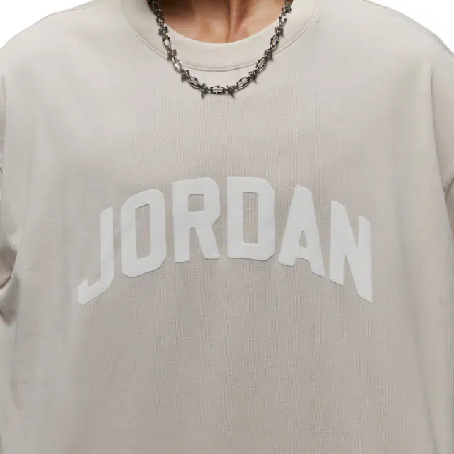 Jordan Flight Essentials T