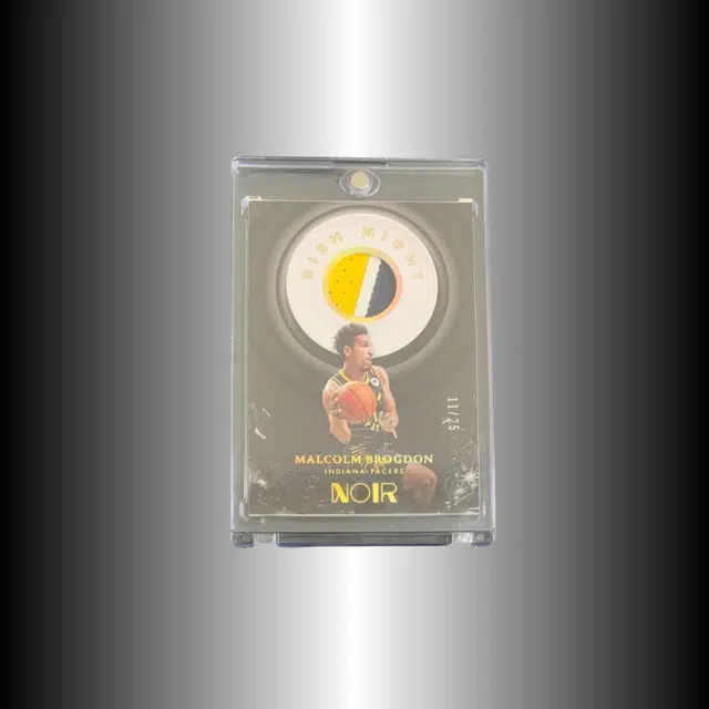 PANINI 2021-22 Noir Patch 1125