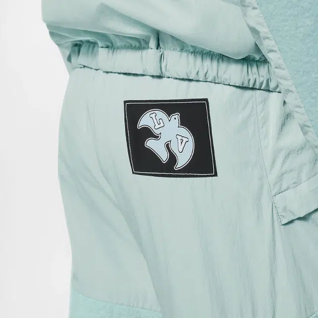 LOUIS VUITTON LV