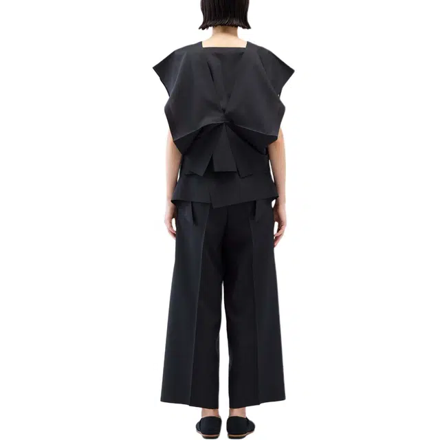 ISSEY MIYAKE SS25 T