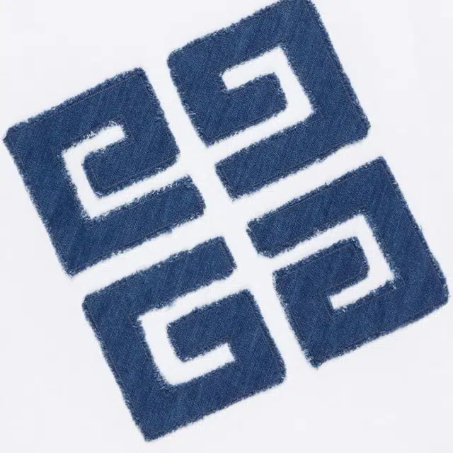 GIVENCHYT FW24 Logo