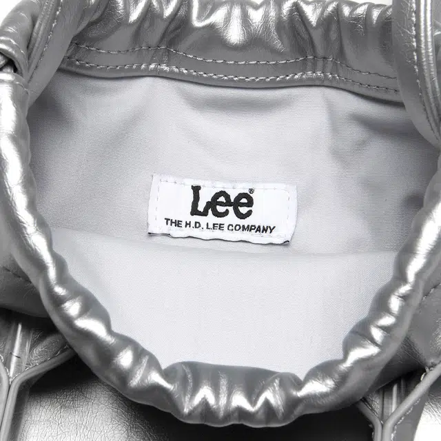 Lee