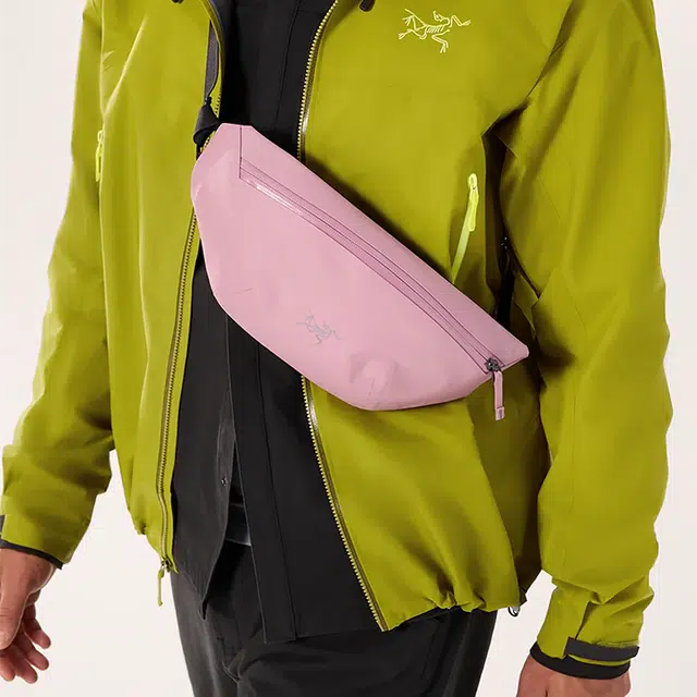 Arcteryx GRANVILLE 3L Logo