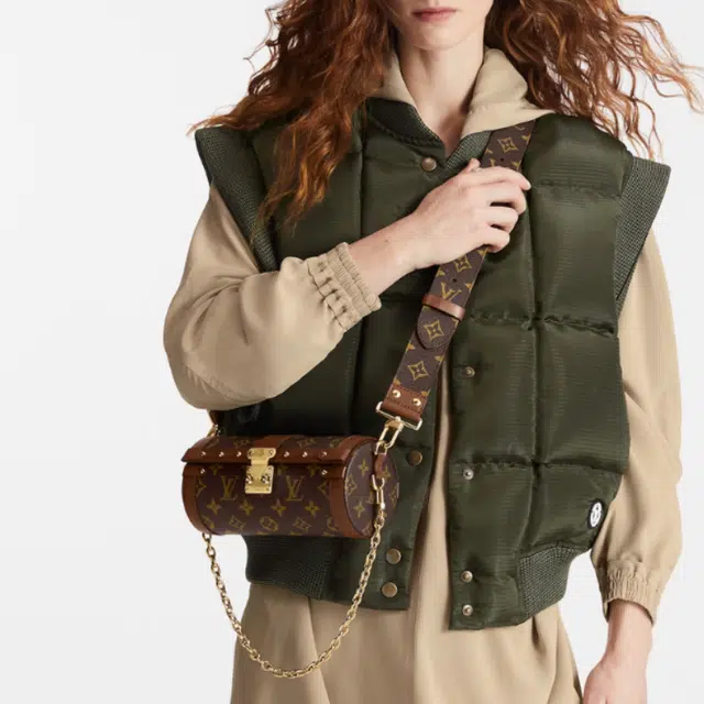 LOUIS VUITTON Papillon Trunk S-lock