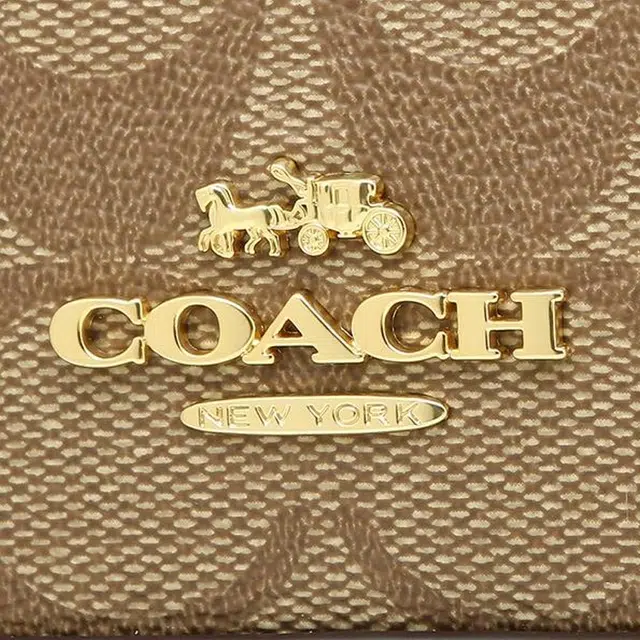COACH Sierra 26