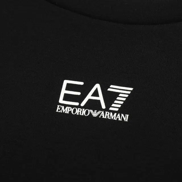 EMPORIO ARMANI EA7 FW24 Logo