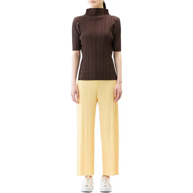 PLEATS PLEASE ISSEY MIYAKE T