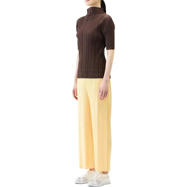 PLEATS PLEASE ISSEY MIYAKE T