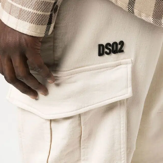 DSQUARED 2 FW22 Logo