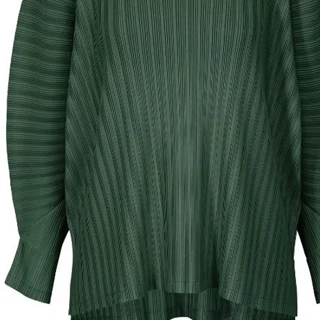 PLEATS PLEASE ISSEY MIYAKE SS23 T