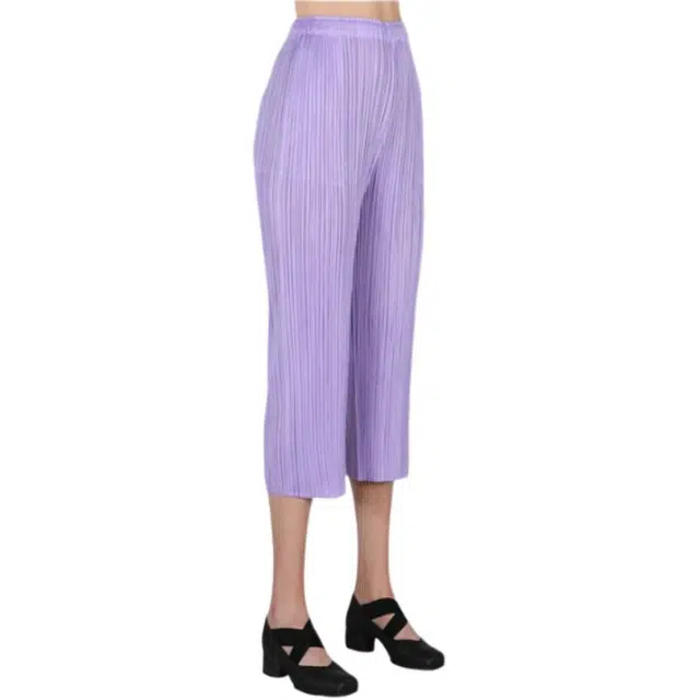 PLEATS PLEASE ISSEY MIYAKE