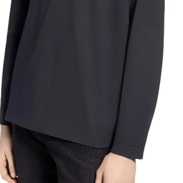 LOUIS VUITTON SS26 T