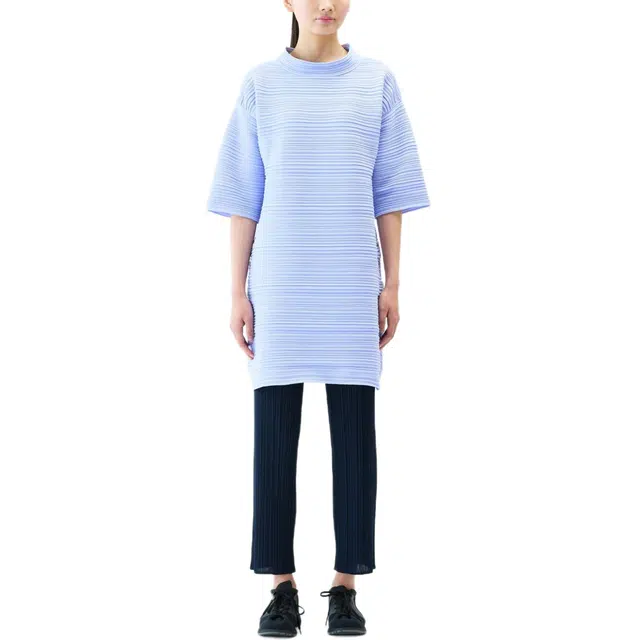 PLEATS PLEASE ISSEY MIYAKE