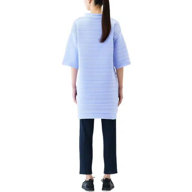 PLEATS PLEASE ISSEY MIYAKE