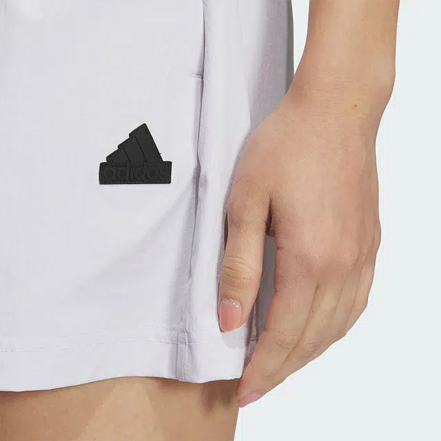 adidas SPORTSWEAR SHORTS
