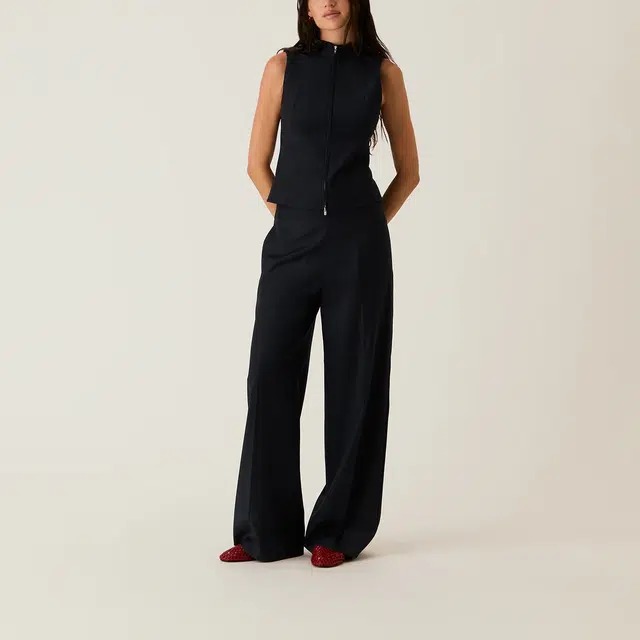KITH SS25 Petra