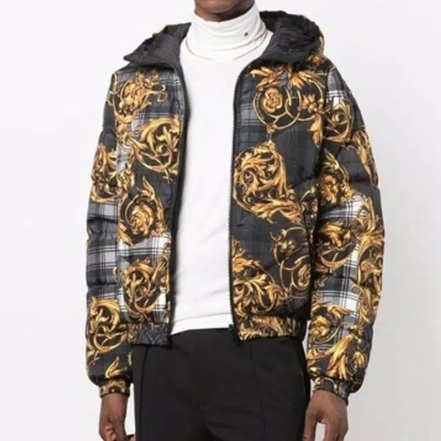 VERSACE