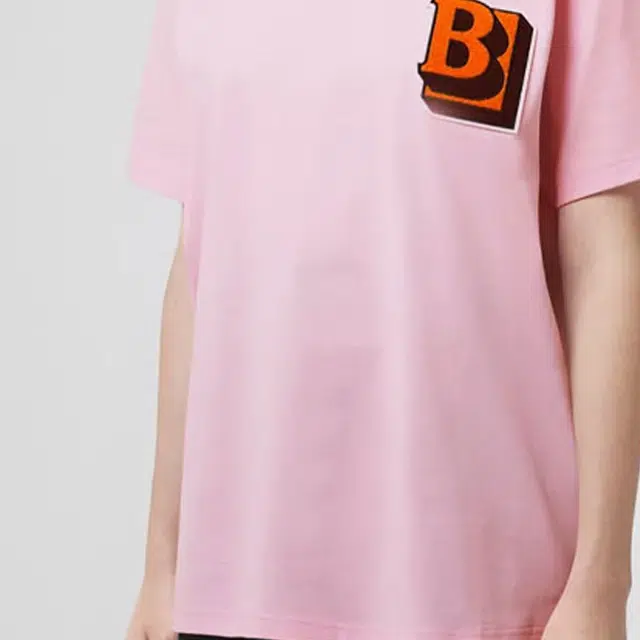 Burberry SS22 T