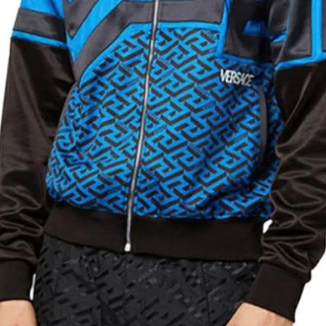 VERSACE