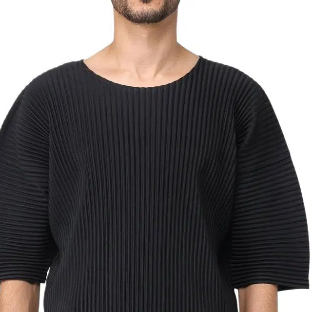 ISSEY MIYAKE T